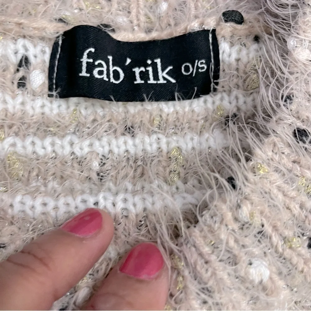 Fabrik Mystery Womans Sweater. Size O/S